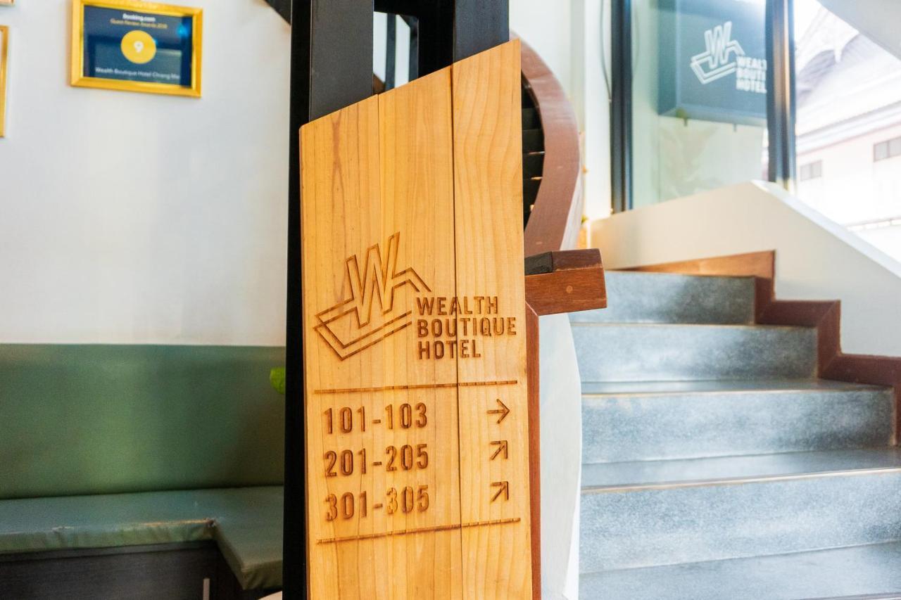 Wealth Boutique Hotel Chiang Mai Bagian luar foto