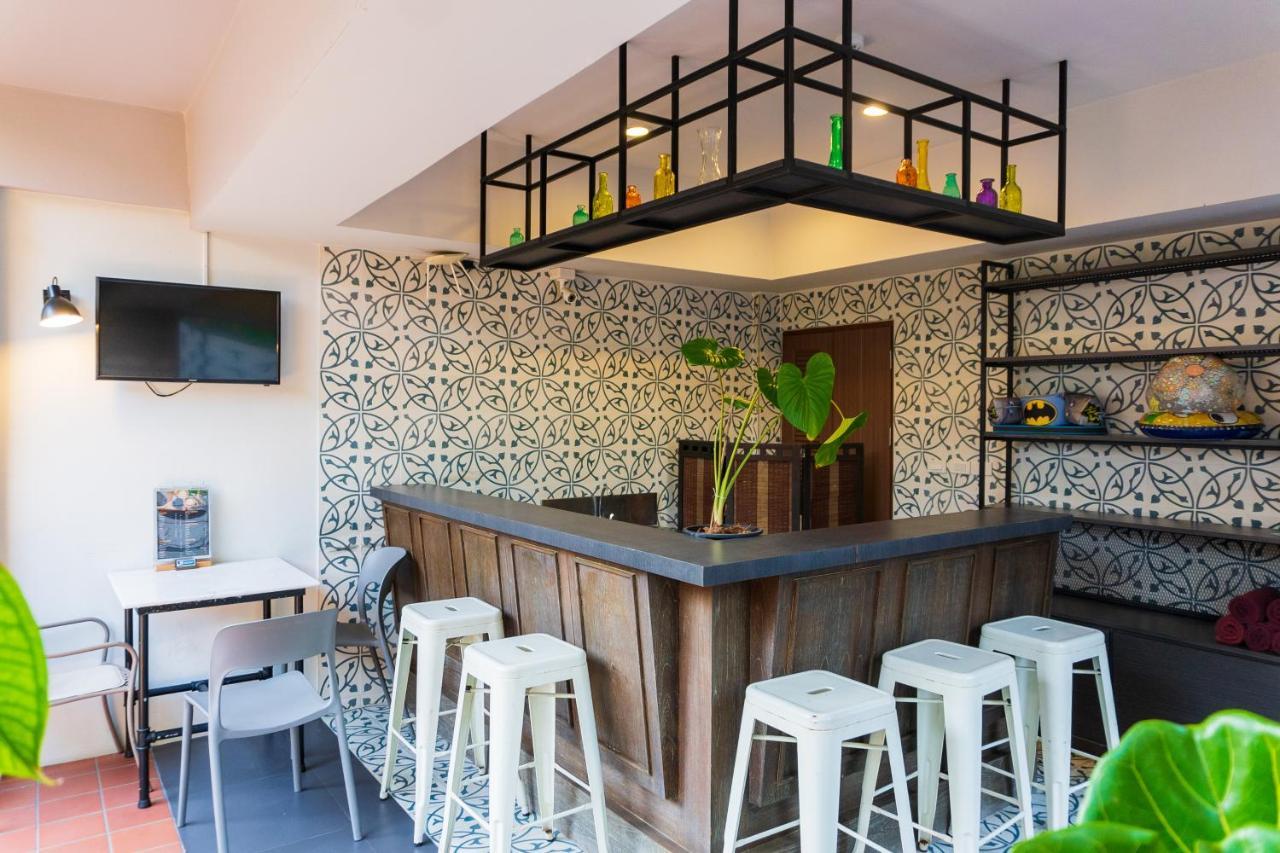 Wealth Boutique Hotel Chiang Mai Bagian luar foto